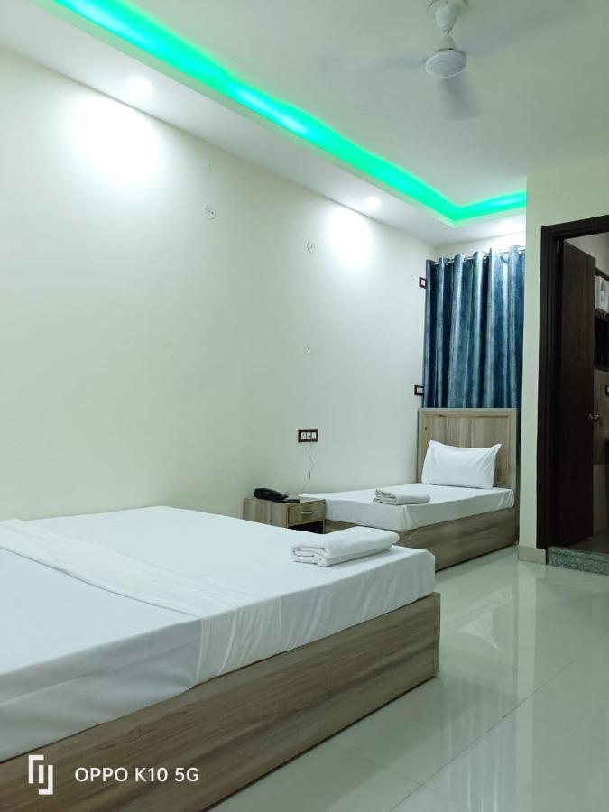 Travel Inn At Delhi Airport นิวเดลี ภายนอก รูปภาพ