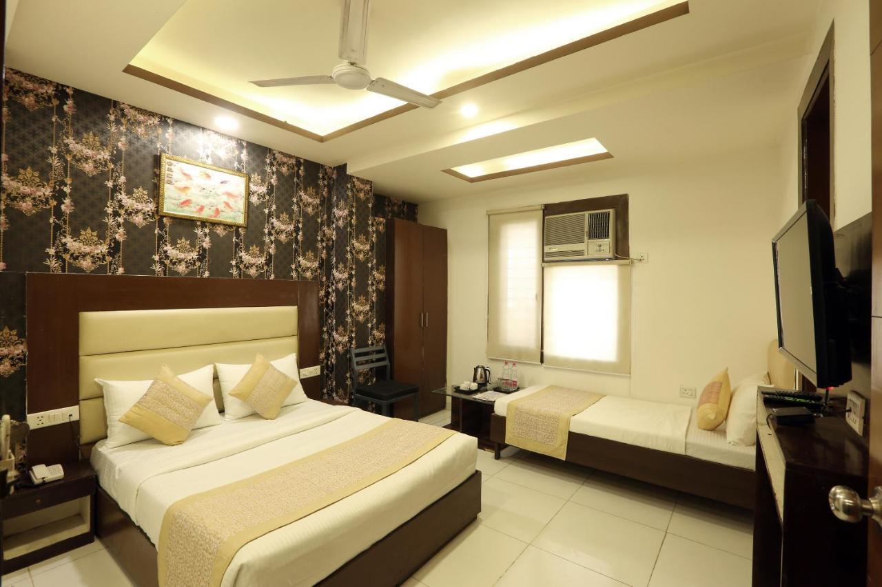 Travel Inn At Delhi Airport นิวเดลี ภายนอก รูปภาพ